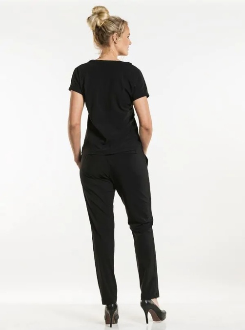 Saffron Black - Chaud Devant - CD-824